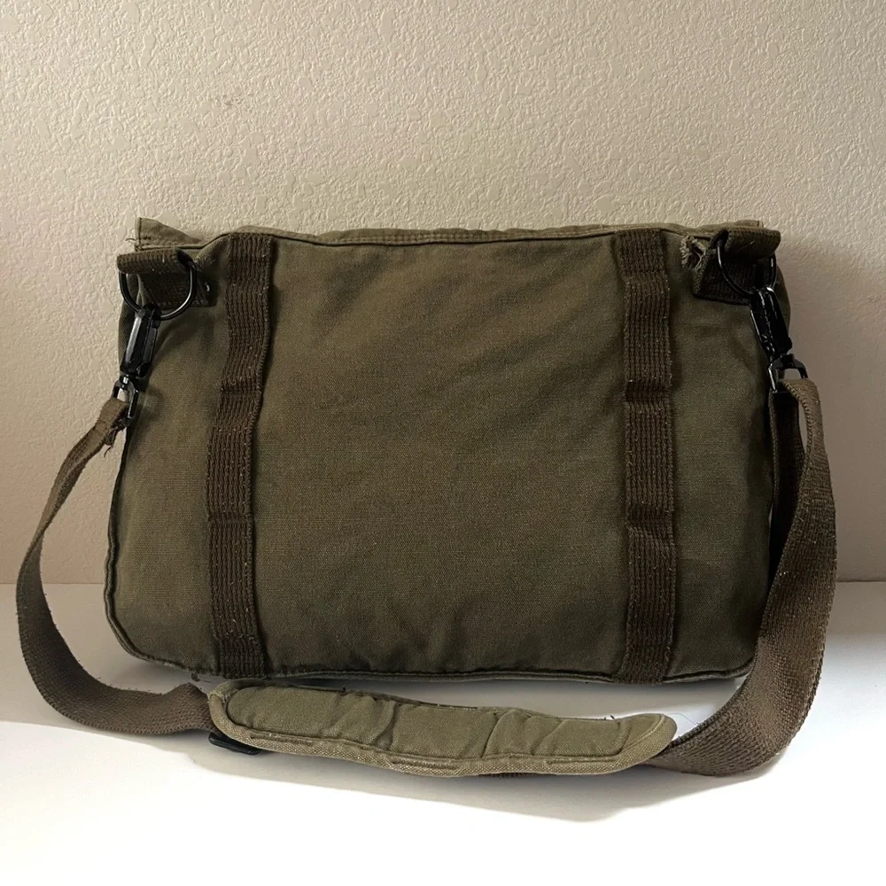 Vintage Oakley red shift Messenger Bag rare